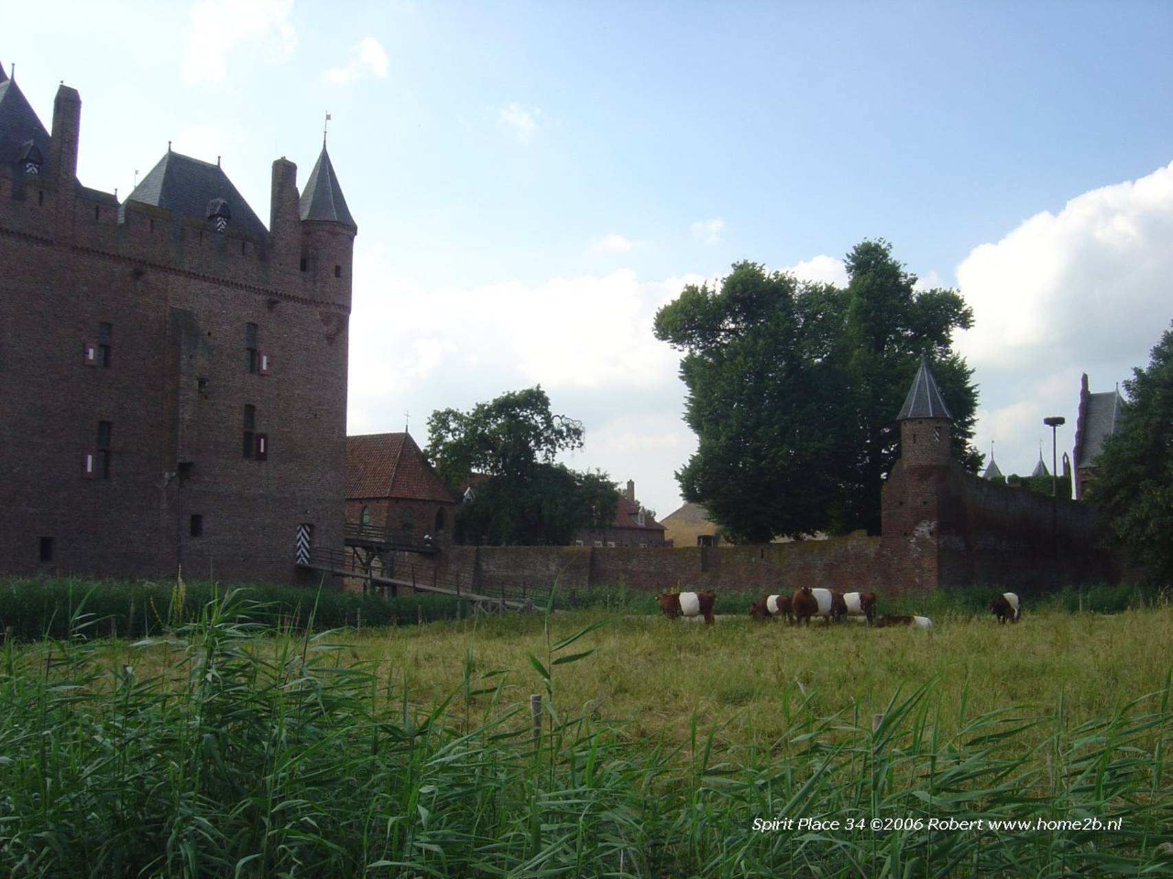 Beschrijving: 34-castle-doornenburg-1280pix-85perc